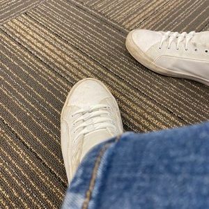 Meet your Posher, ብሩክ